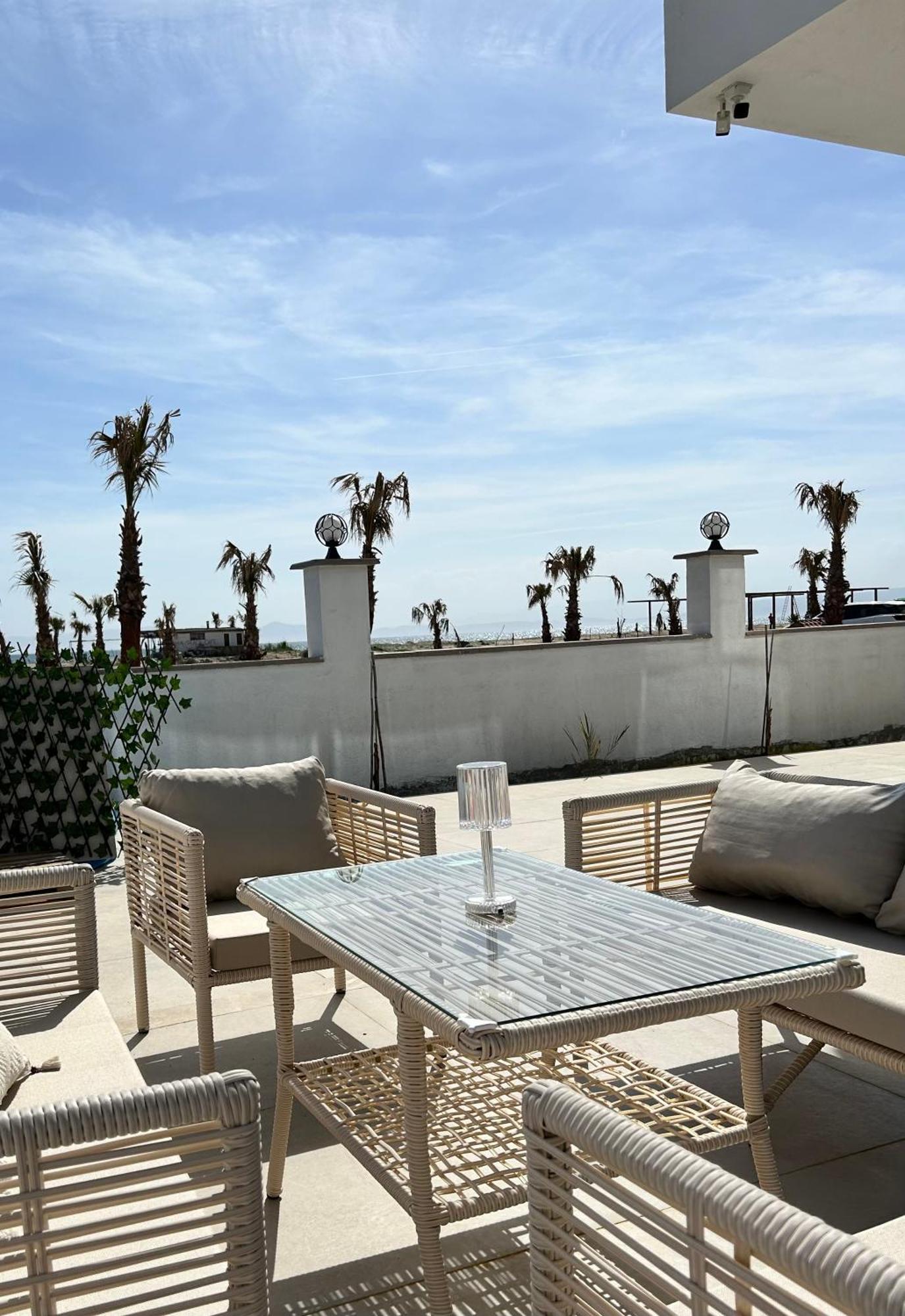 Soho Ayvalik Beach House Hotel Kucukkoy  Exterior photo